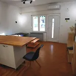 Appartement By The Sea - Donja, Rab - 4981 *