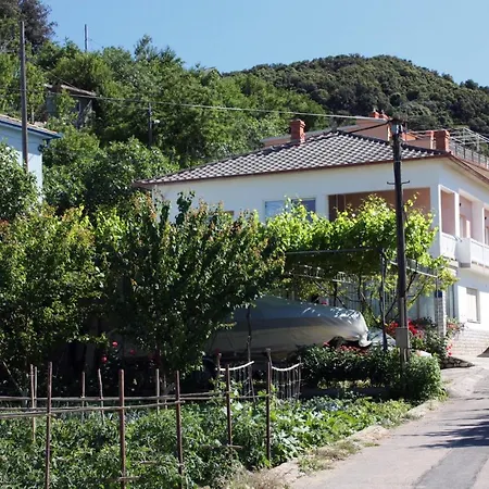Apartment By The Sea - Donja, Rab - 4981 *