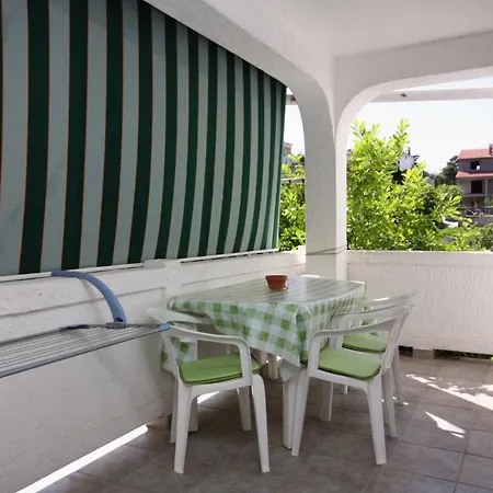 Apartment By The Sea - Donja, Rab - 4981